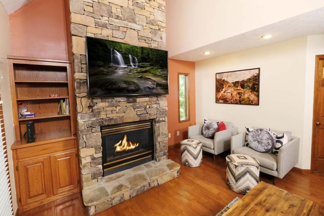 Villa Gateway To The Smokies Pigeon Forge Exterior foto